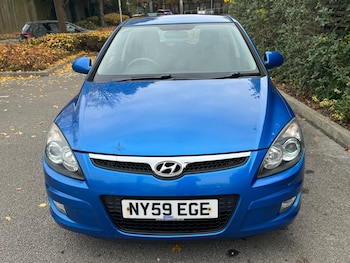 Used Hyundai i30 2010 for sale - 76318210: Photo 2