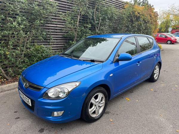 Used Hyundai i30 2010 for sale - 76318210: Photo 3