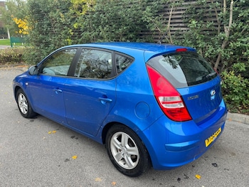 Used Hyundai i30 2010 for sale - 76318210: Photo 4