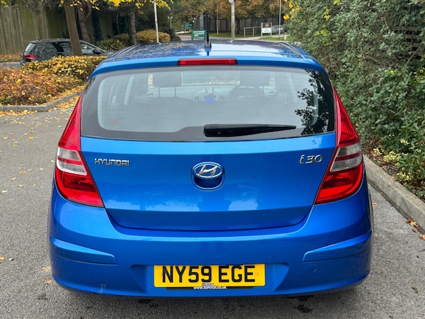 Used Hyundai i30 2010 for sale - 76318210: Photo 5