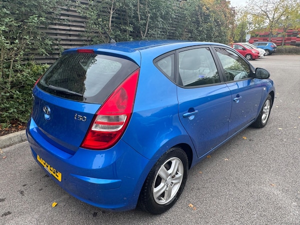Used Hyundai i30 2010 for sale - 76318210: Photo 6