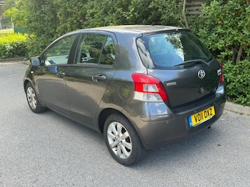 Used Toyota Yaris 2011 for sale - 78898290: Photo