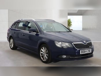 Used Skoda Superb 2014 for sale - 79181821: Photo