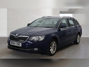 Used Skoda Superb 2014 for sale - 79181821: Photo