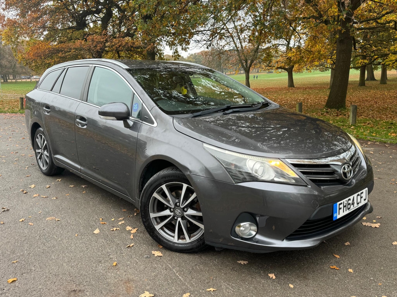 Used Toyota Avensis 2014 for sale - 76511964: Photo 1