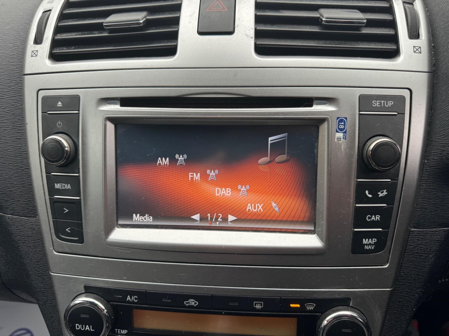 Used Toyota Avensis 2014 for sale - 76511964: Photo 23