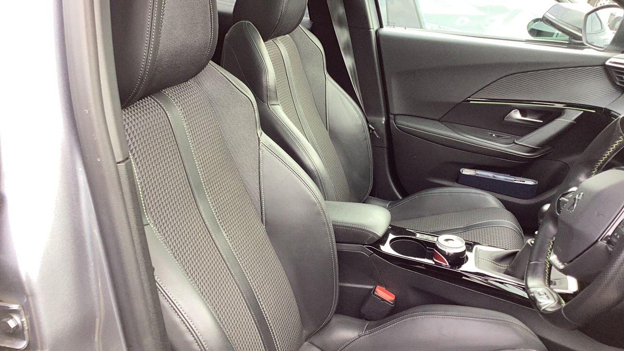 Used Peugeot 2008 2020 for sale - 77769229: Photo 4