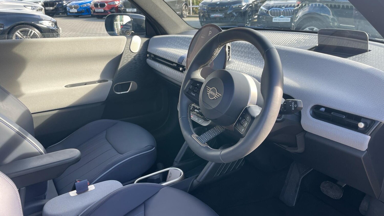 Used MINI Hatch 2024 for sale - 76831859: Photo 6