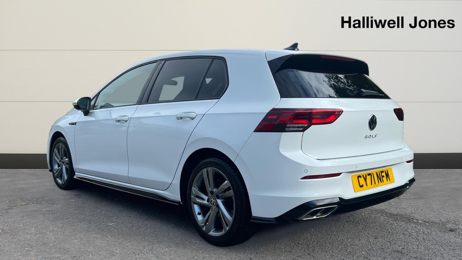 Used Volkswagen Golf 2022 for sale - 76832396: Photo 2