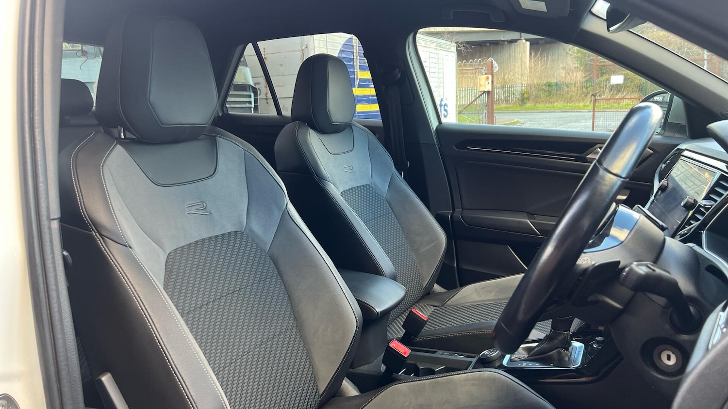 Used Volkswagen T-Roc 2020 for sale - 77190489: Photo 11