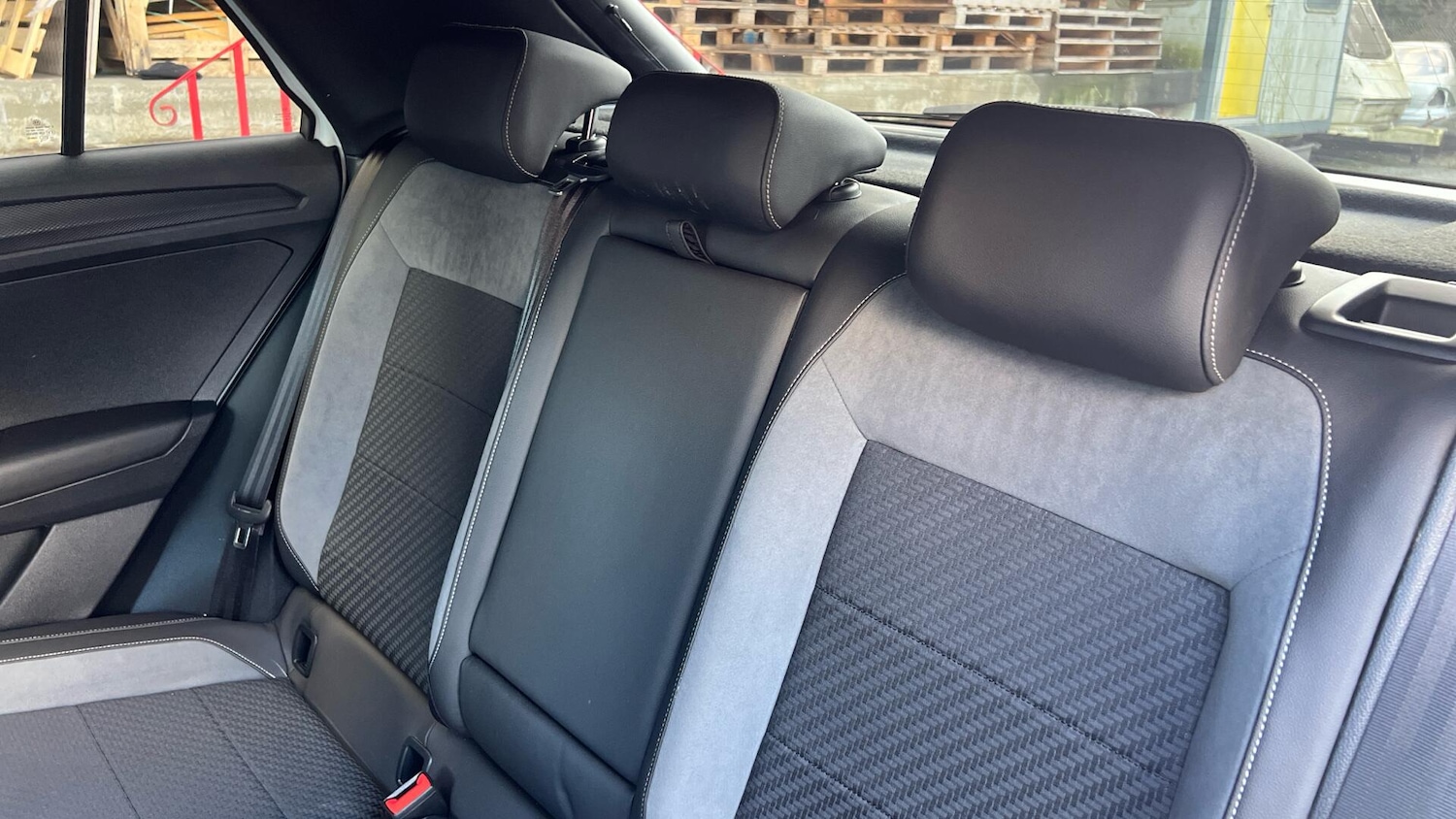 Used Volkswagen T-Roc 2020 for sale - 77190489: Photo 12