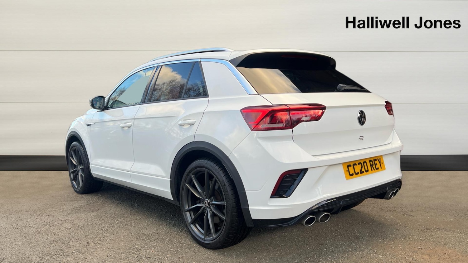 Used Volkswagen T-Roc 2020 for sale - 77190489: Photo 2