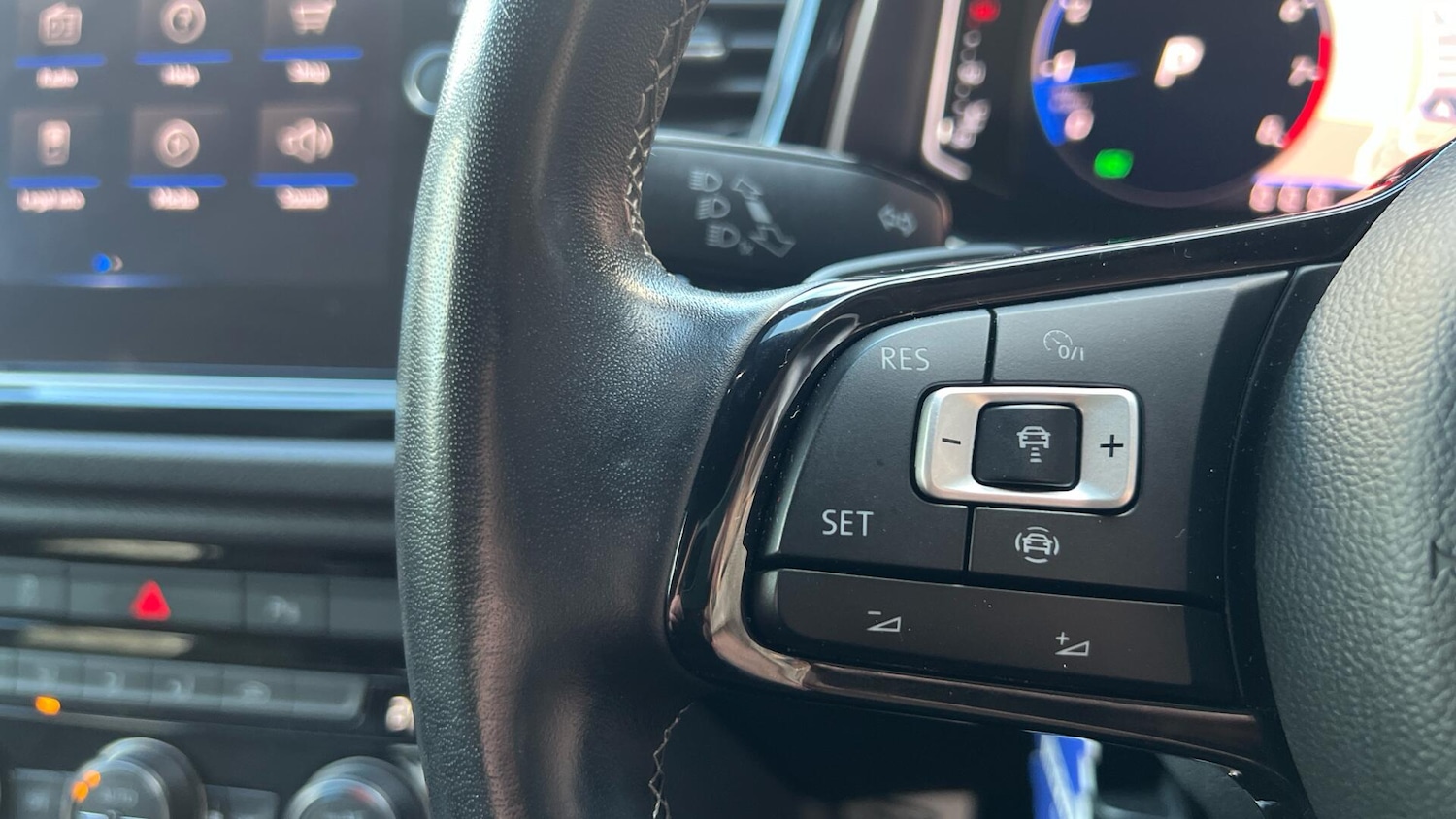 Used Volkswagen T-Roc 2020 for sale - 77190489: Photo 25