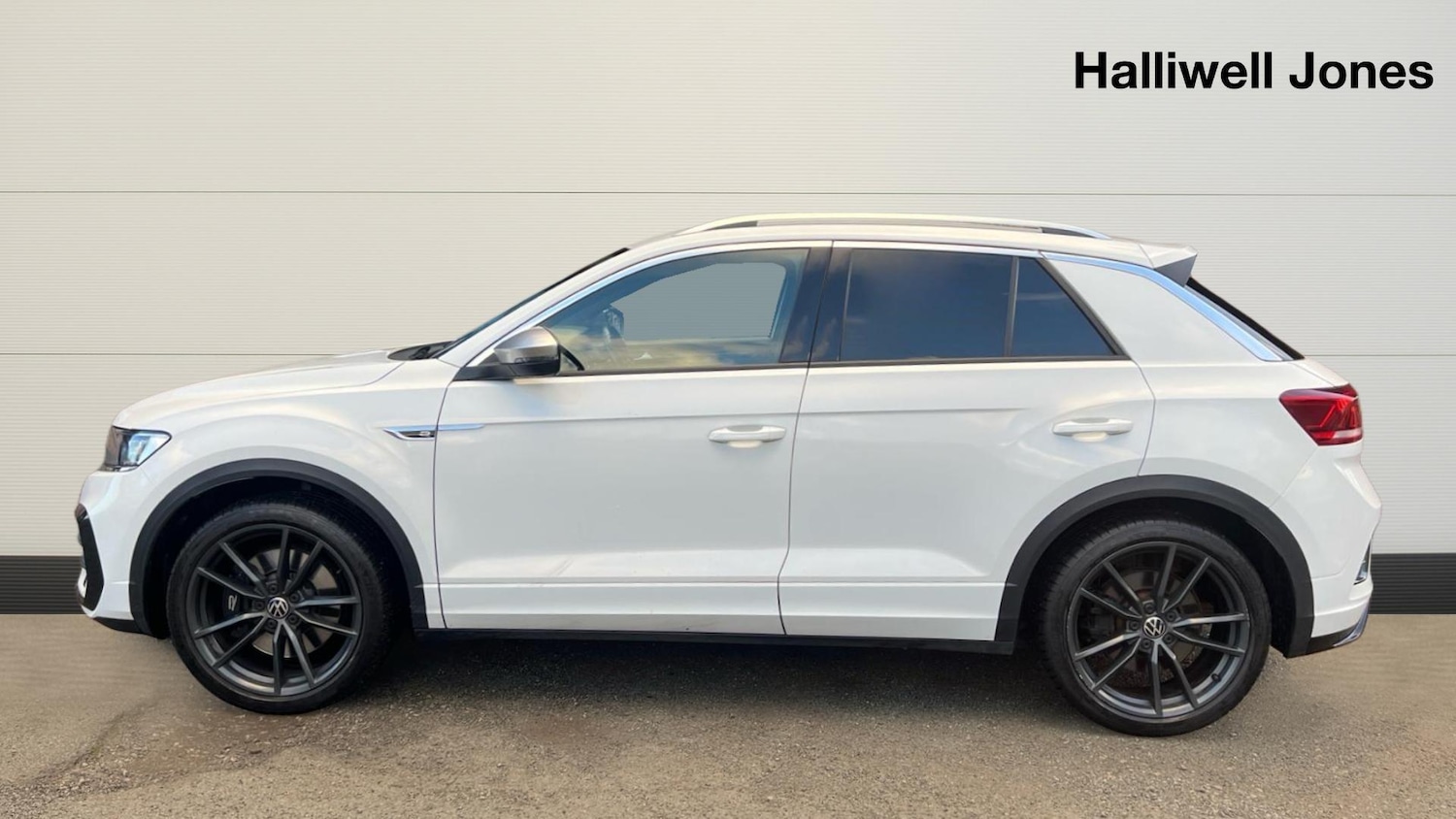 Used Volkswagen T-Roc 2020 for sale - 77190489: Photo 3