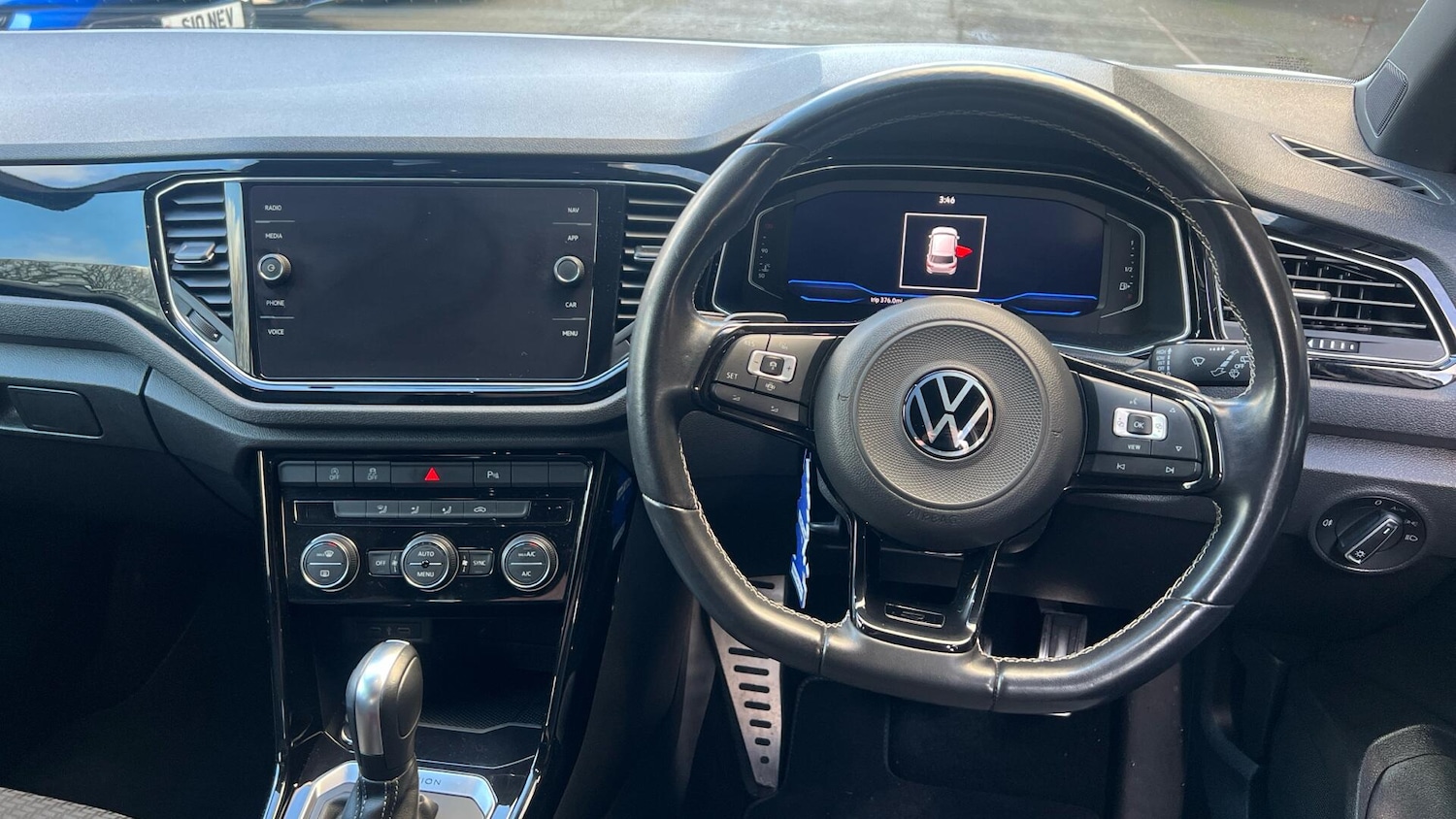 Used Volkswagen T-Roc 2020 for sale - 77190489: Photo 5