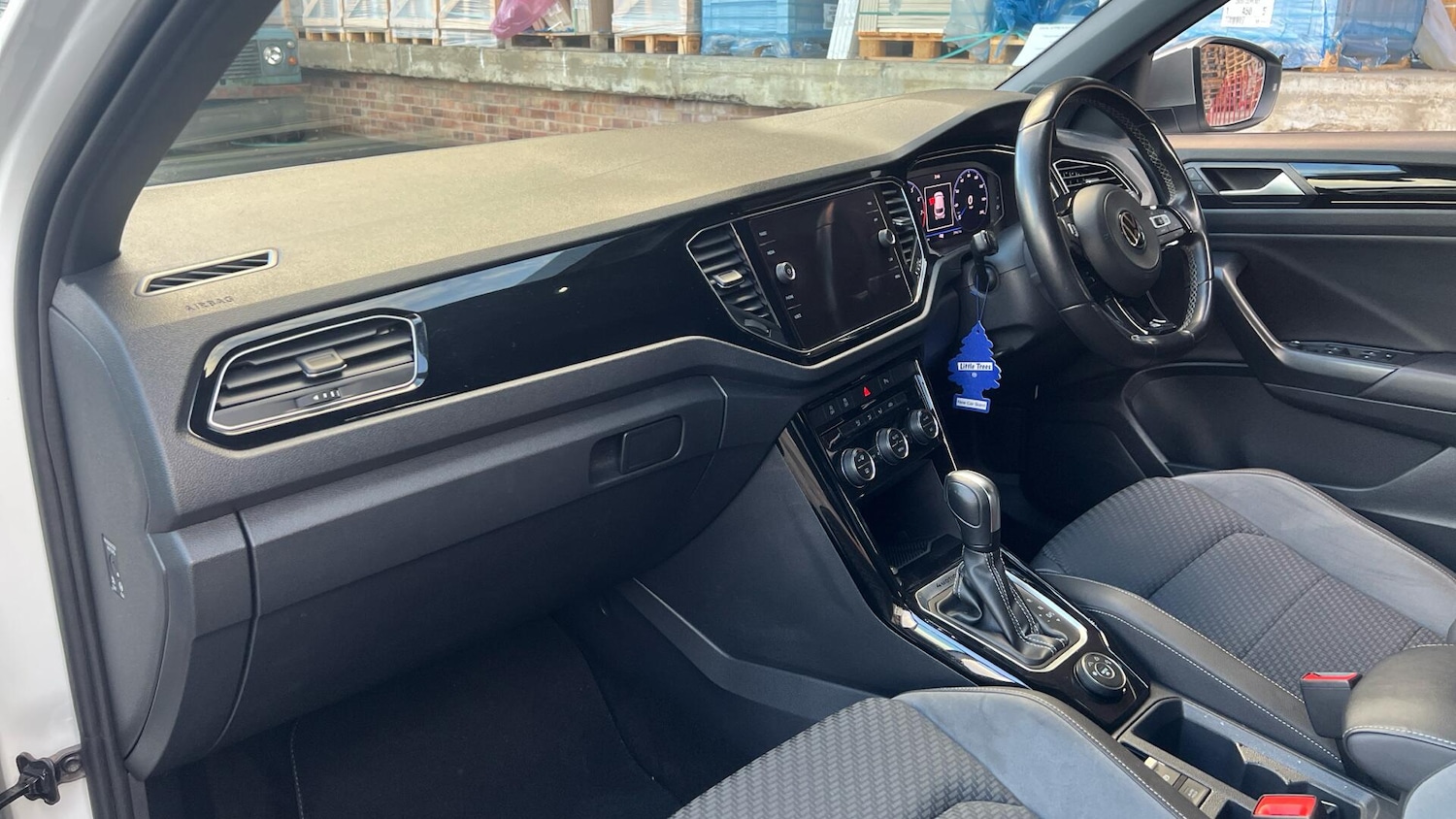 Used Volkswagen T-Roc 2020 for sale - 77190489: Photo 7