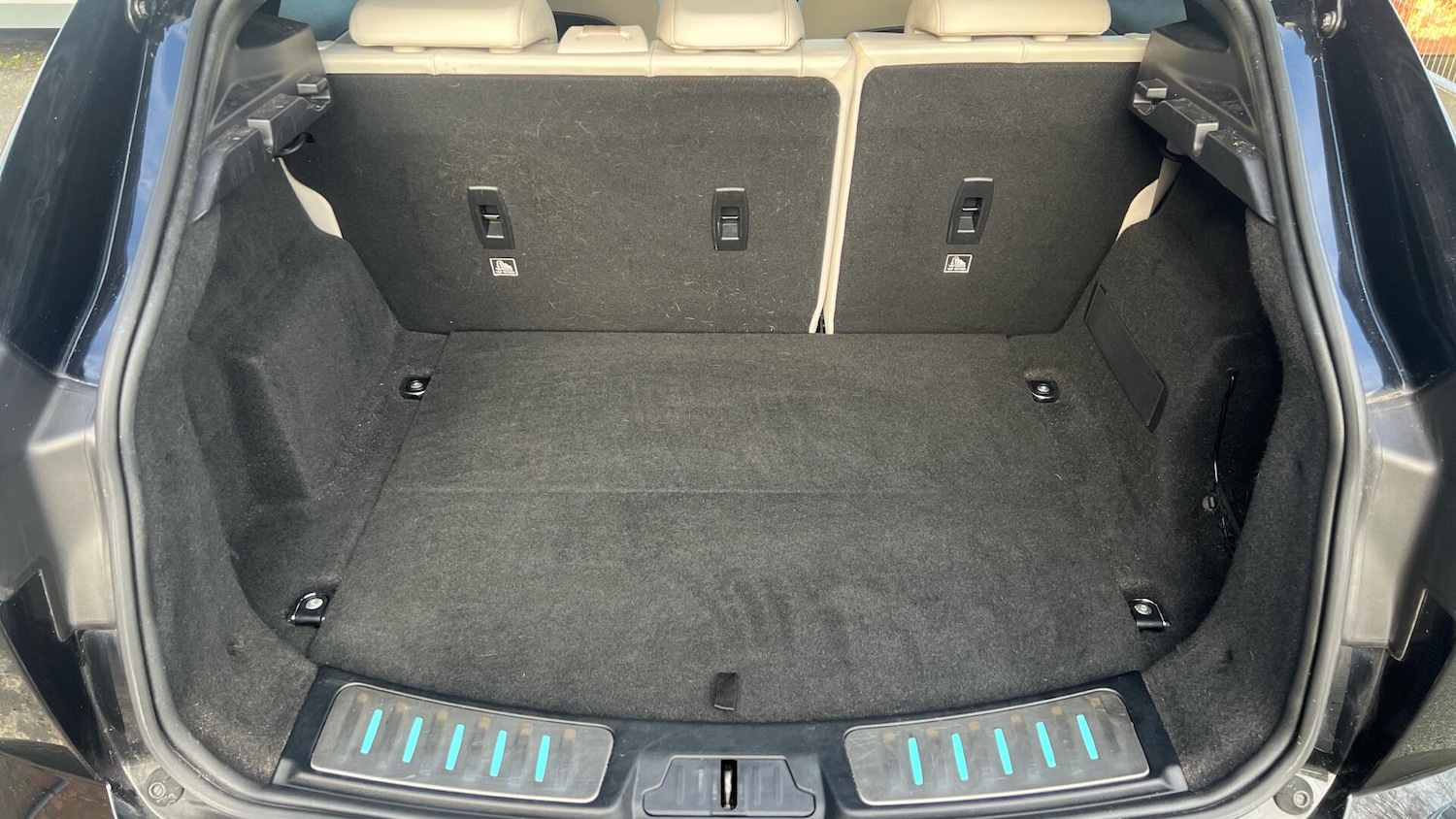 Used Jaguar E-Pace 2018 for sale - 77229231: Photo 13