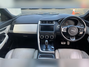 Used Jaguar E-Pace 2018 for sale - 77229231: Photo