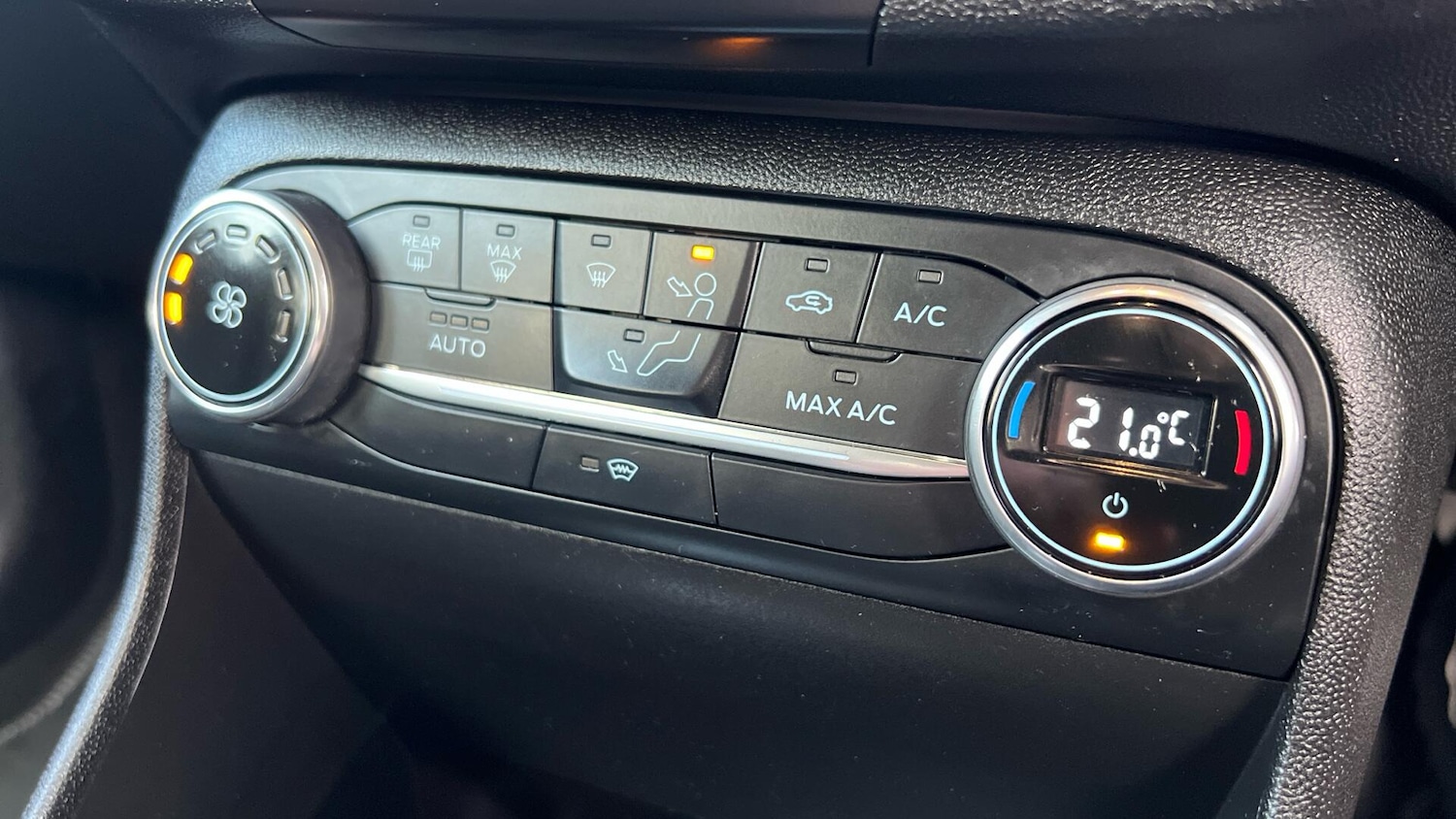 Used Ford Fiesta 2019 for sale - 76952799: Photo 24