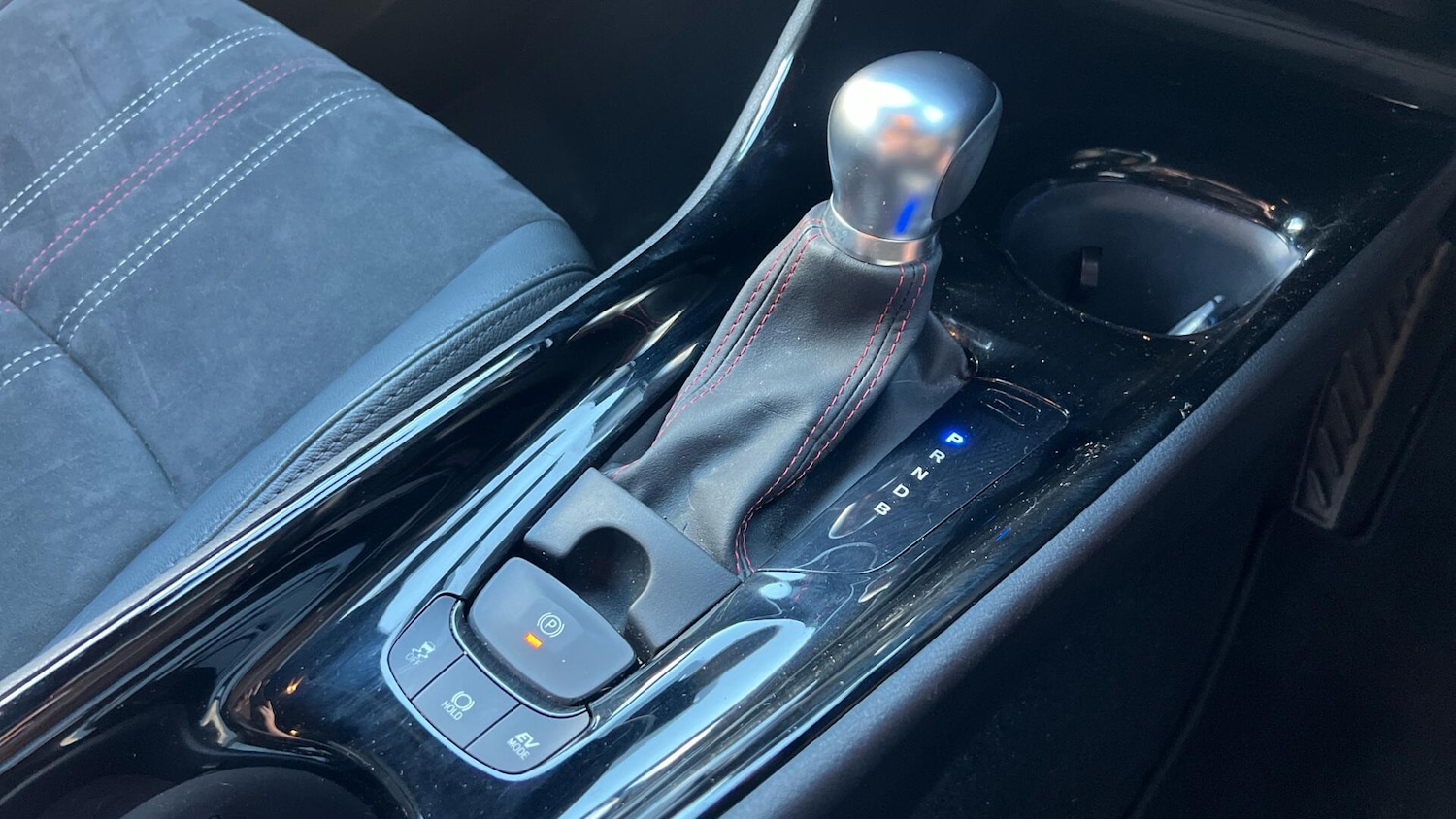 Used Toyota C-HR 2022 for sale - 77203989: Photo 19