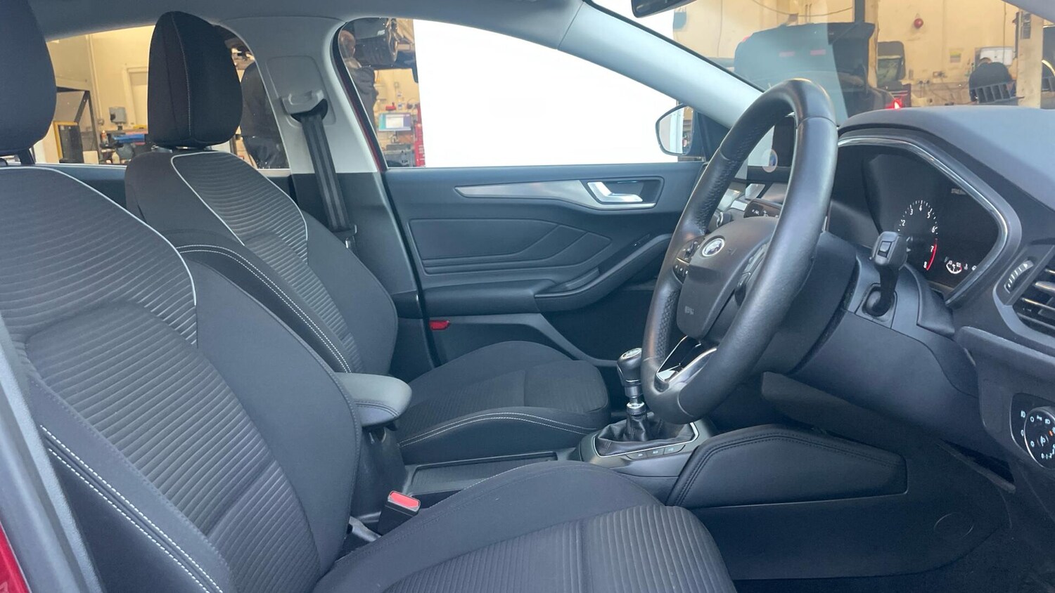 Used Ford Focus 2020 for sale - 76832418: Photo 11