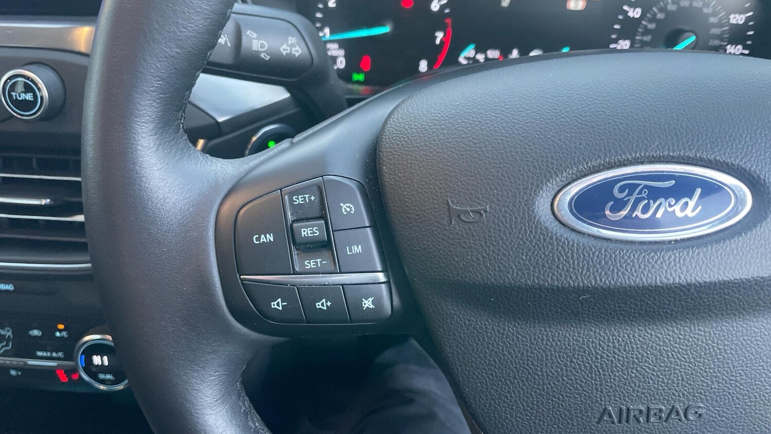 Used Ford Focus 2020 for sale - 76832418: Photo 17