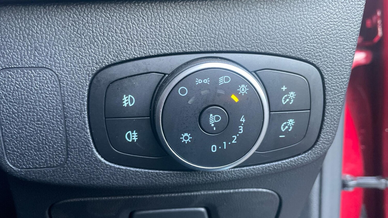 Used Ford Focus 2020 for sale - 76832418: Photo 20