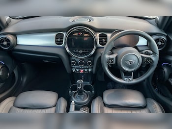 Used MINI Hatch 2023 for sale - 76832674: Photo