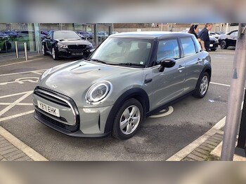 MINI Hatch feature image