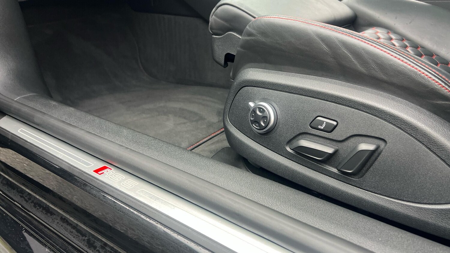 Used Audi RS5 2017 for sale - 76855741: Photo 25