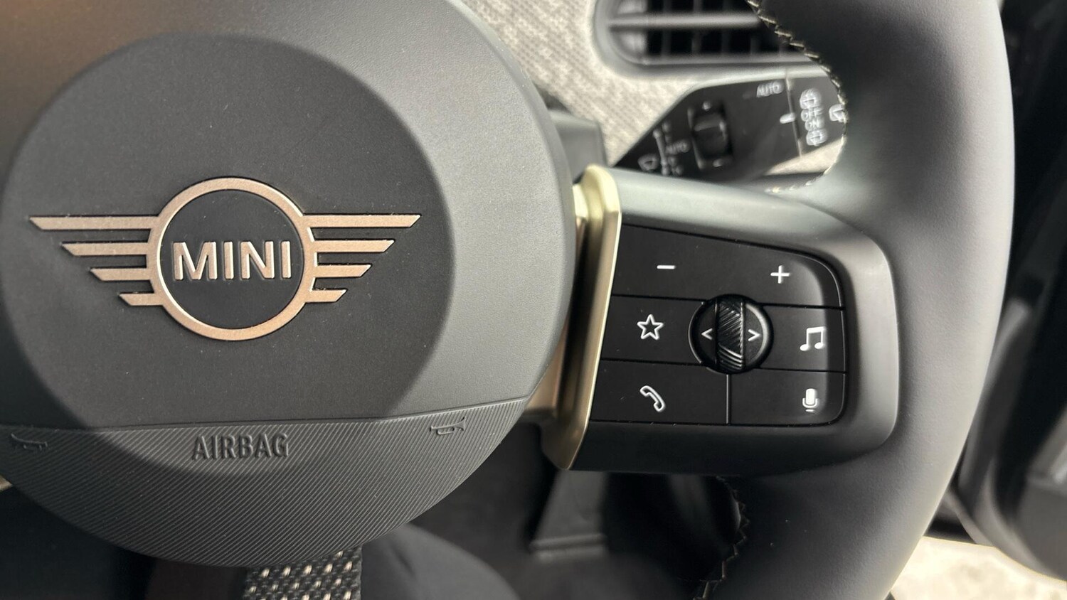 Used MINI Hatch 2025 for sale - 76831849: Photo 18