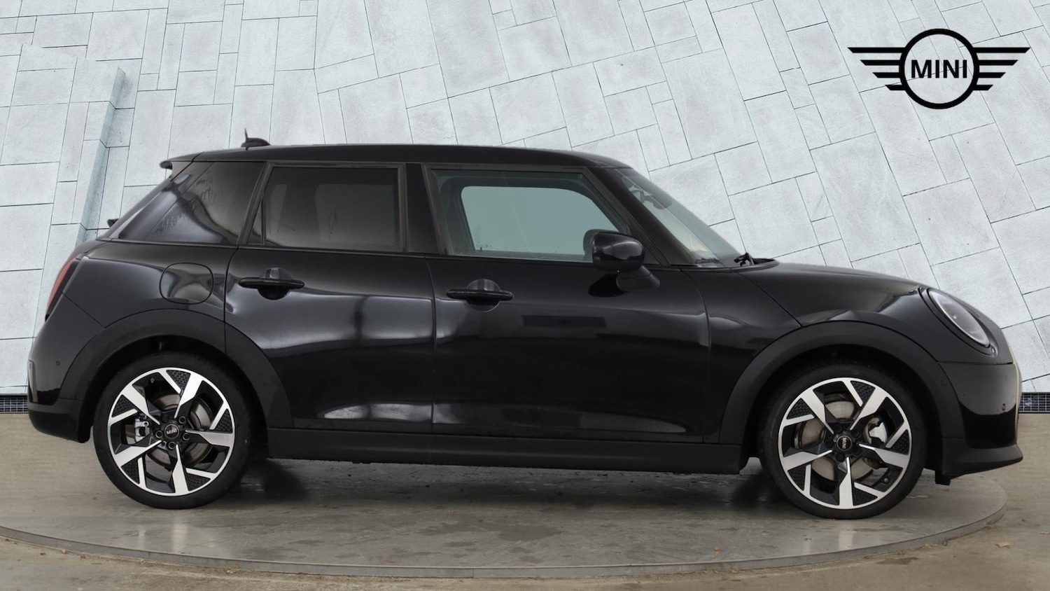 Used MINI Hatch 2025 for sale - 76831849: Photo 3