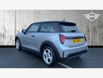 Used MINI Hatch 2024 for sale - 77315253: Photo
