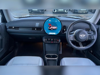 Used MINI Hatch 2024 for sale - 77315253: Photo