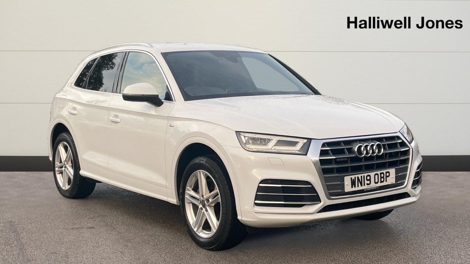 Used Audi Q5 2019 for sale - 76831860: Photo 1