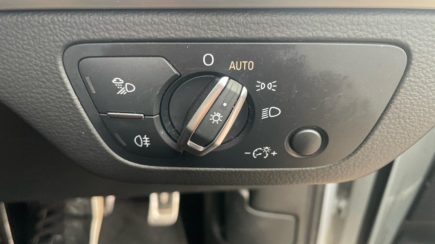 Used Audi Q5 2019 for sale - 76831860: Photo 28