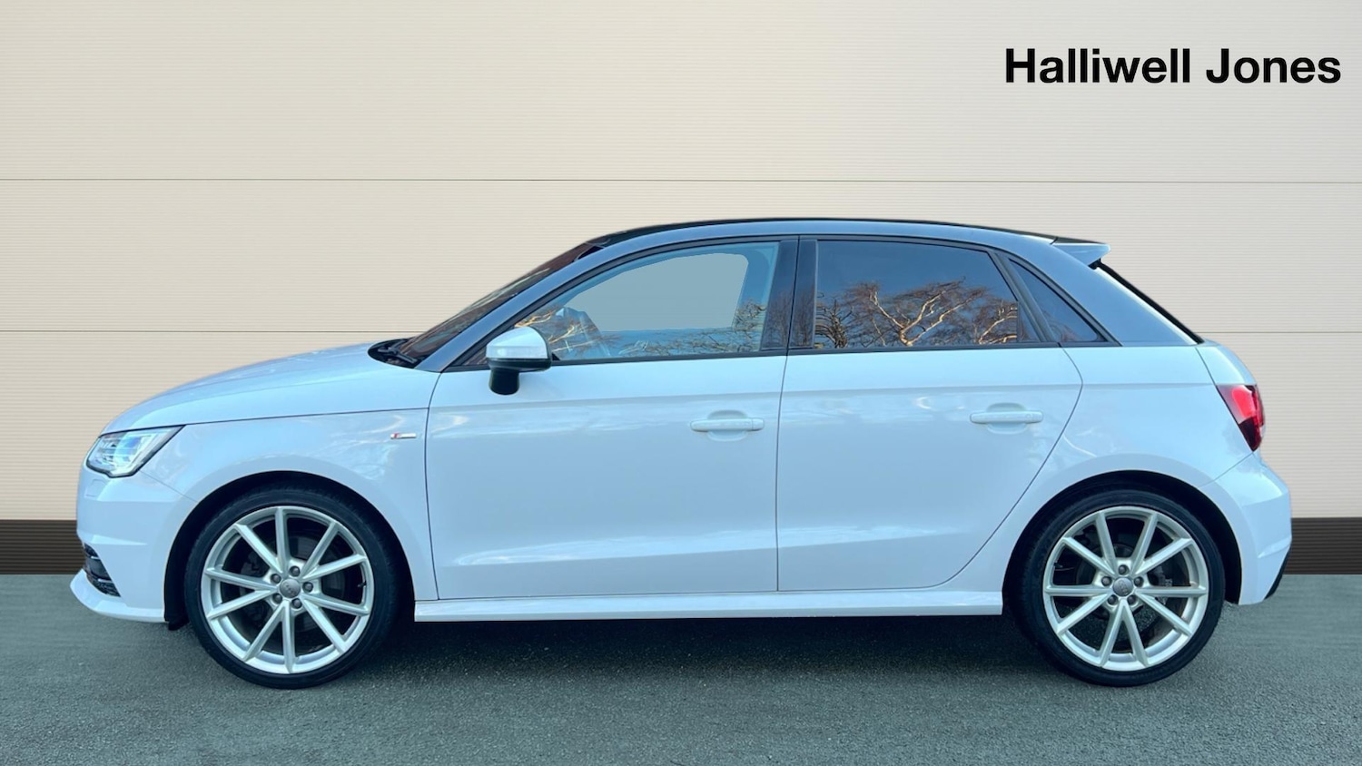 Used Audi A1 2018 for sale - 77016292: Photo 3