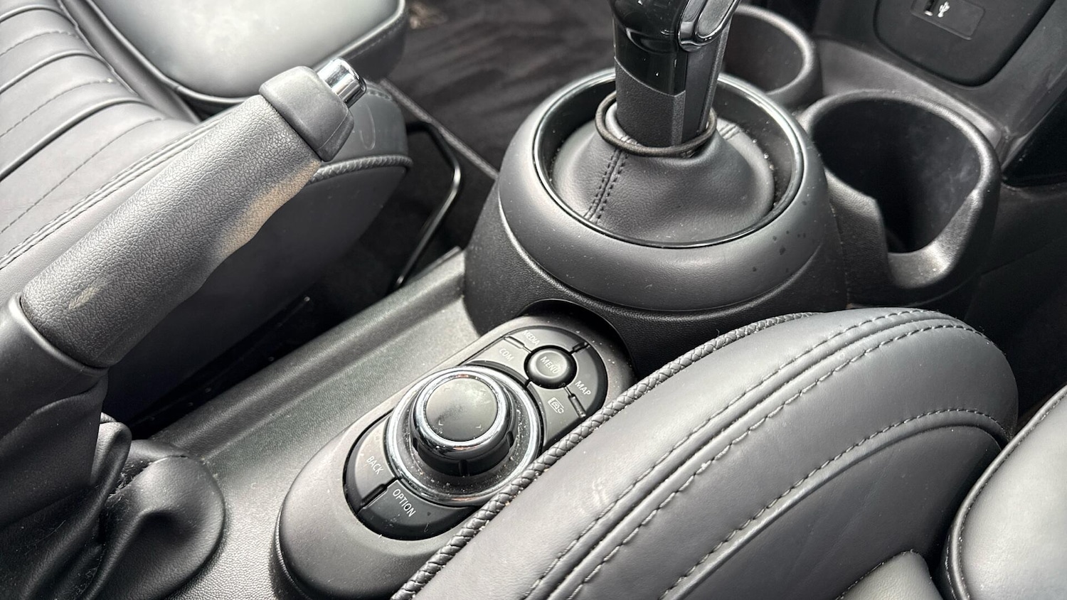 Used MINI Hatch 2022 for sale - 76912786: Photo 19