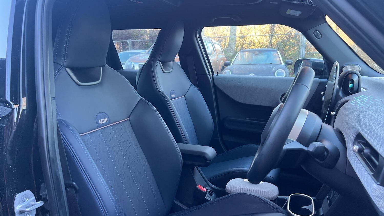Used MINI Hatch 2024 for sale - 77091235: Photo 11