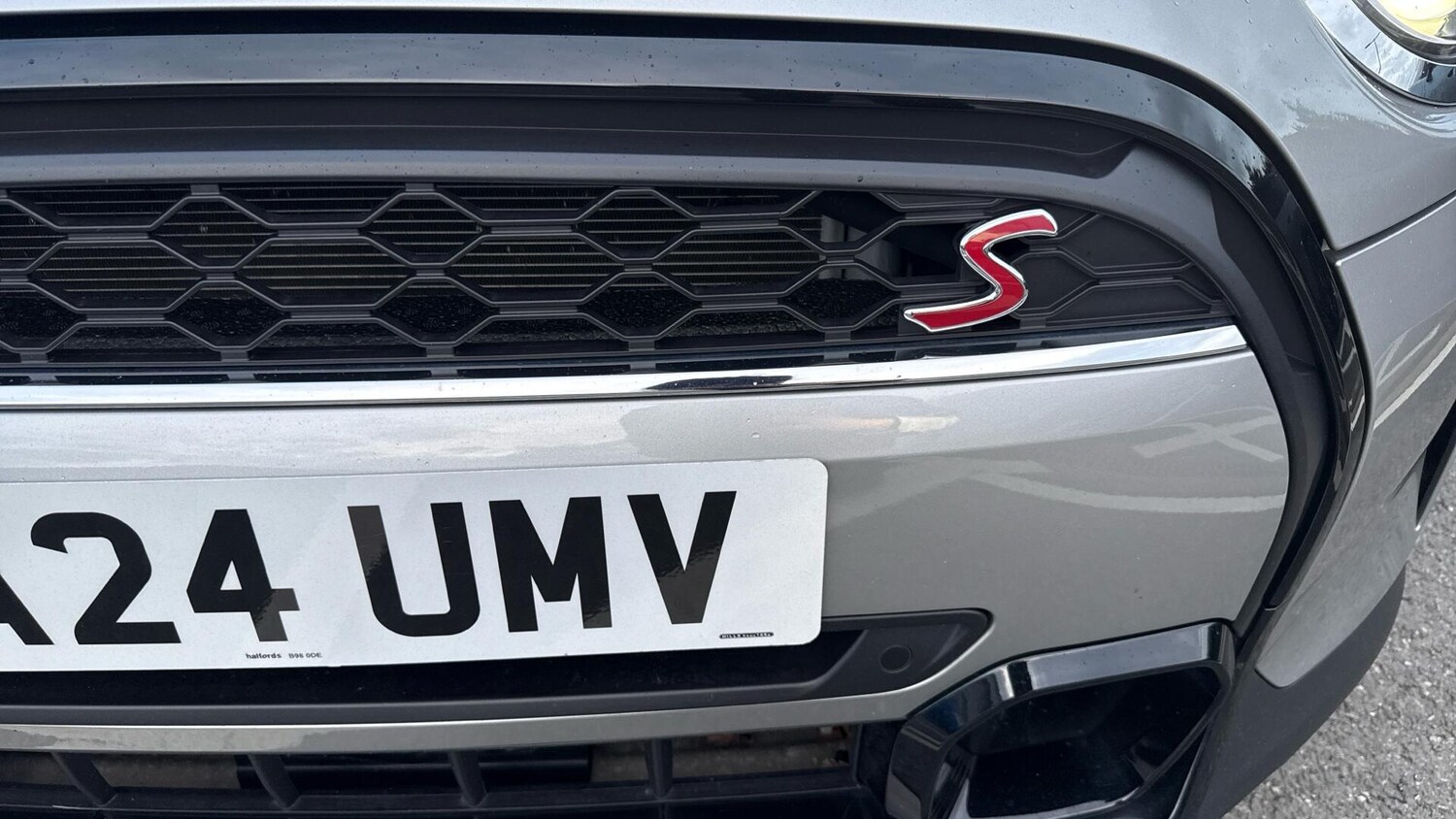 Used MINI Convertible 2024 for sale - 77097370: Photo 24