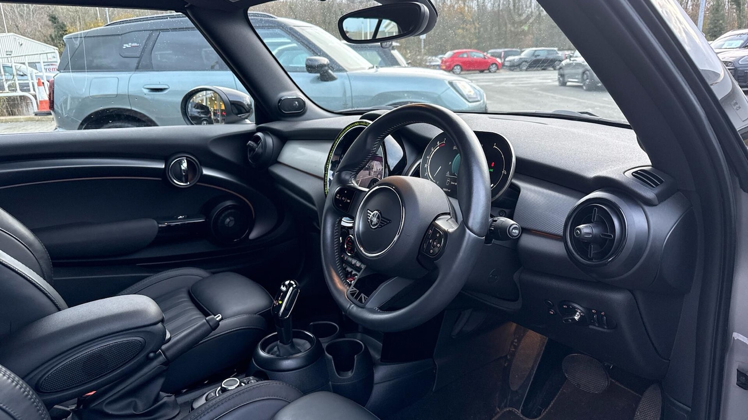 Used MINI Convertible 2024 for sale - 77097370: Photo 6