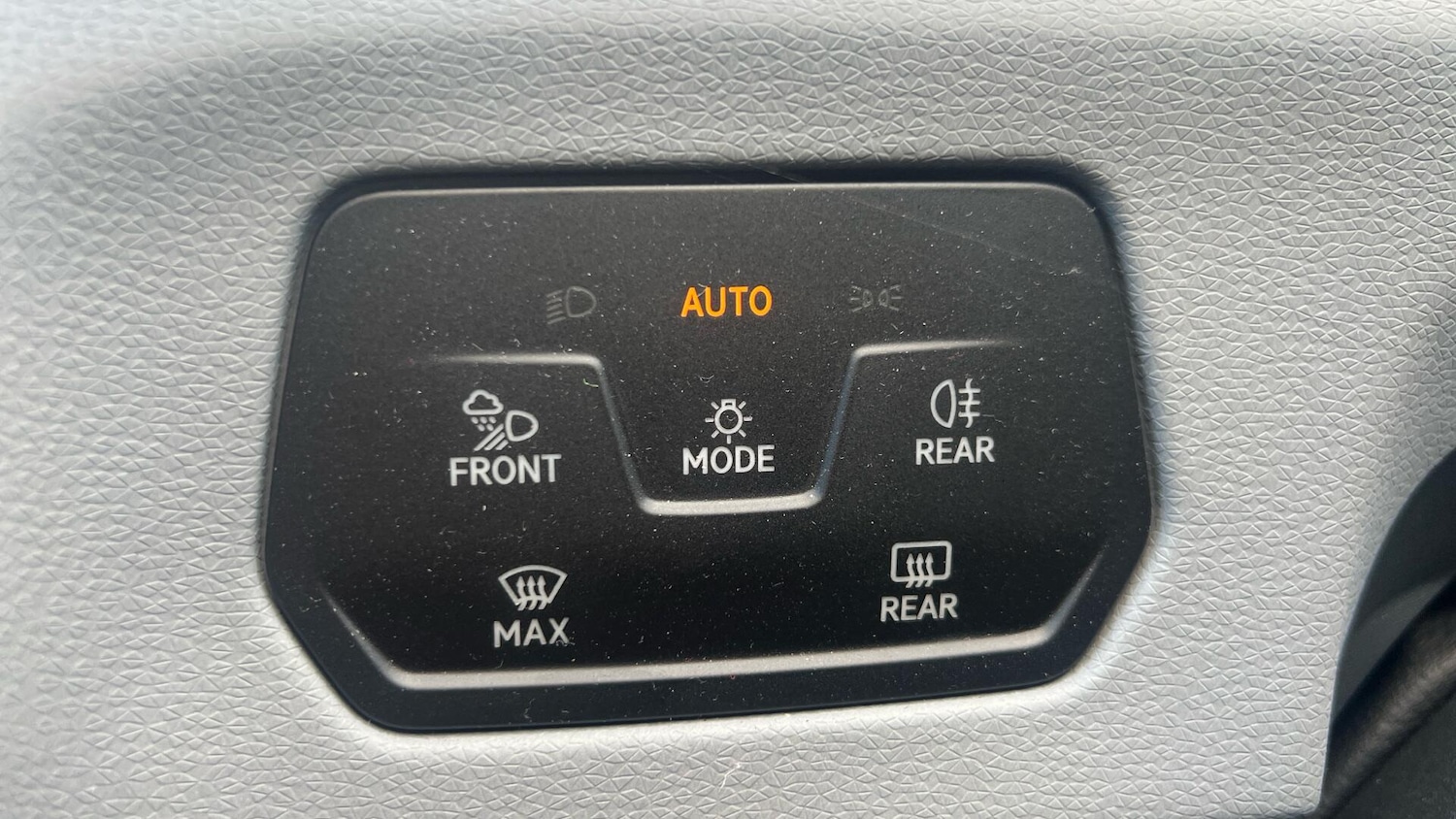 Used Volkswagen ID.3 2024 for sale - 77130649: Photo 25