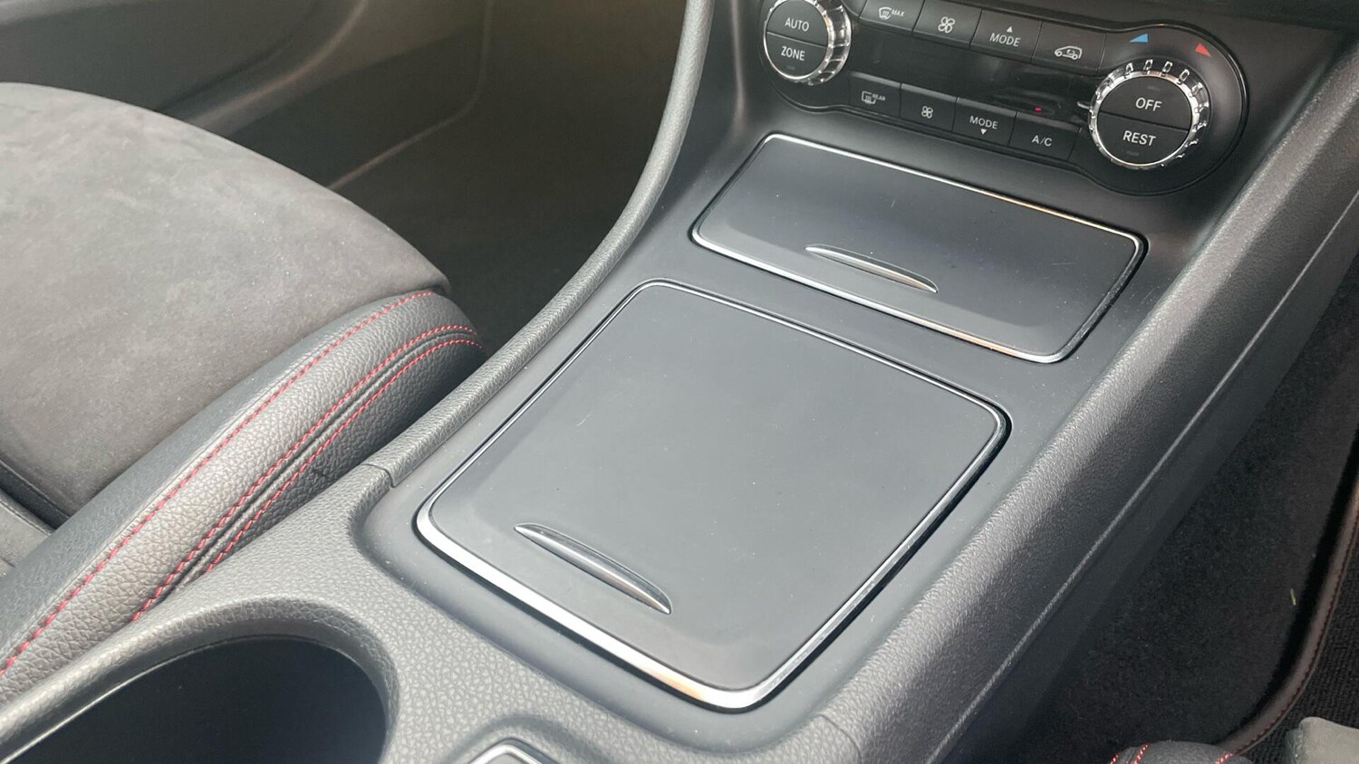 Used Mercedes-Benz A-Class 2018 for sale - 76832653: Photo 10