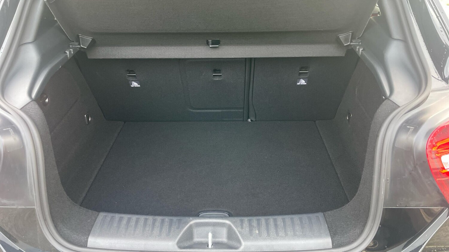 Used Mercedes-Benz A-Class 2018 for sale - 76832653: Photo 13