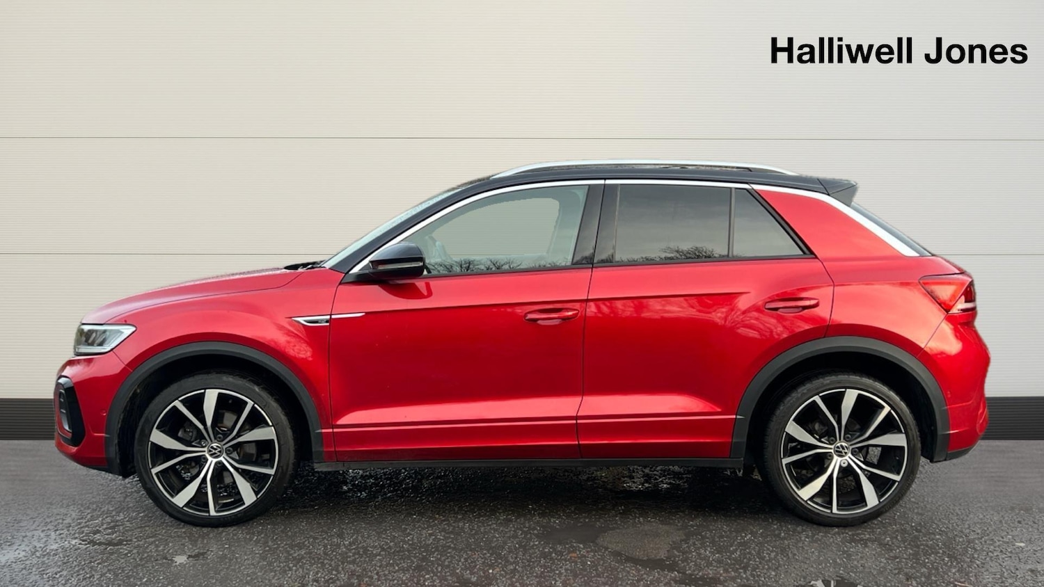 Used Volkswagen T-Roc 2022 for sale - 76839311: Photo 3