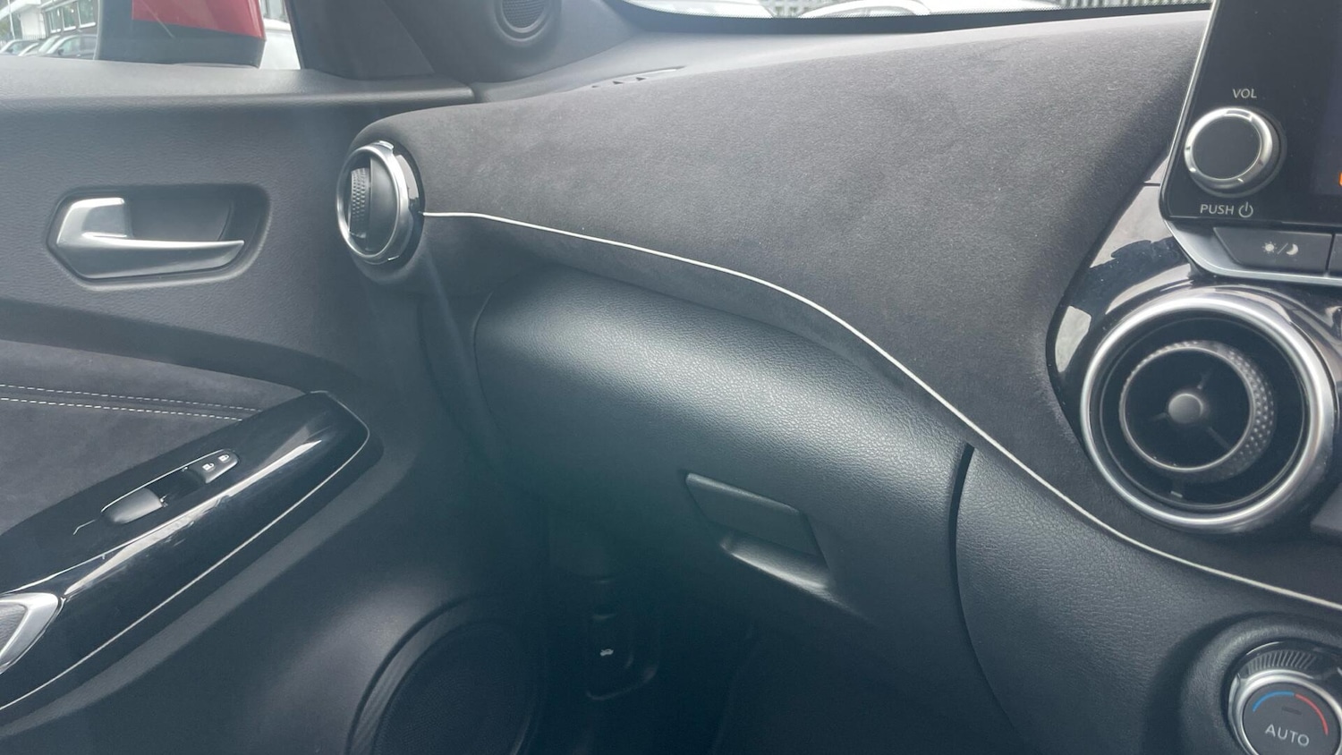 Used Nissan Juke 2023 for sale - 76832730: Photo 25