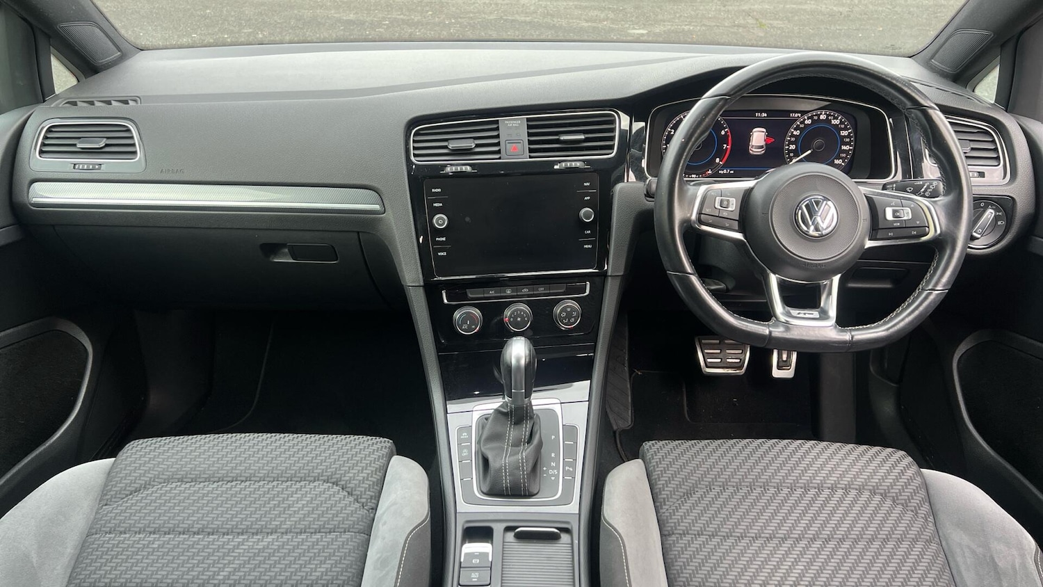 Used Volkswagen Golf 2019 for sale - 76831841: Photo 4