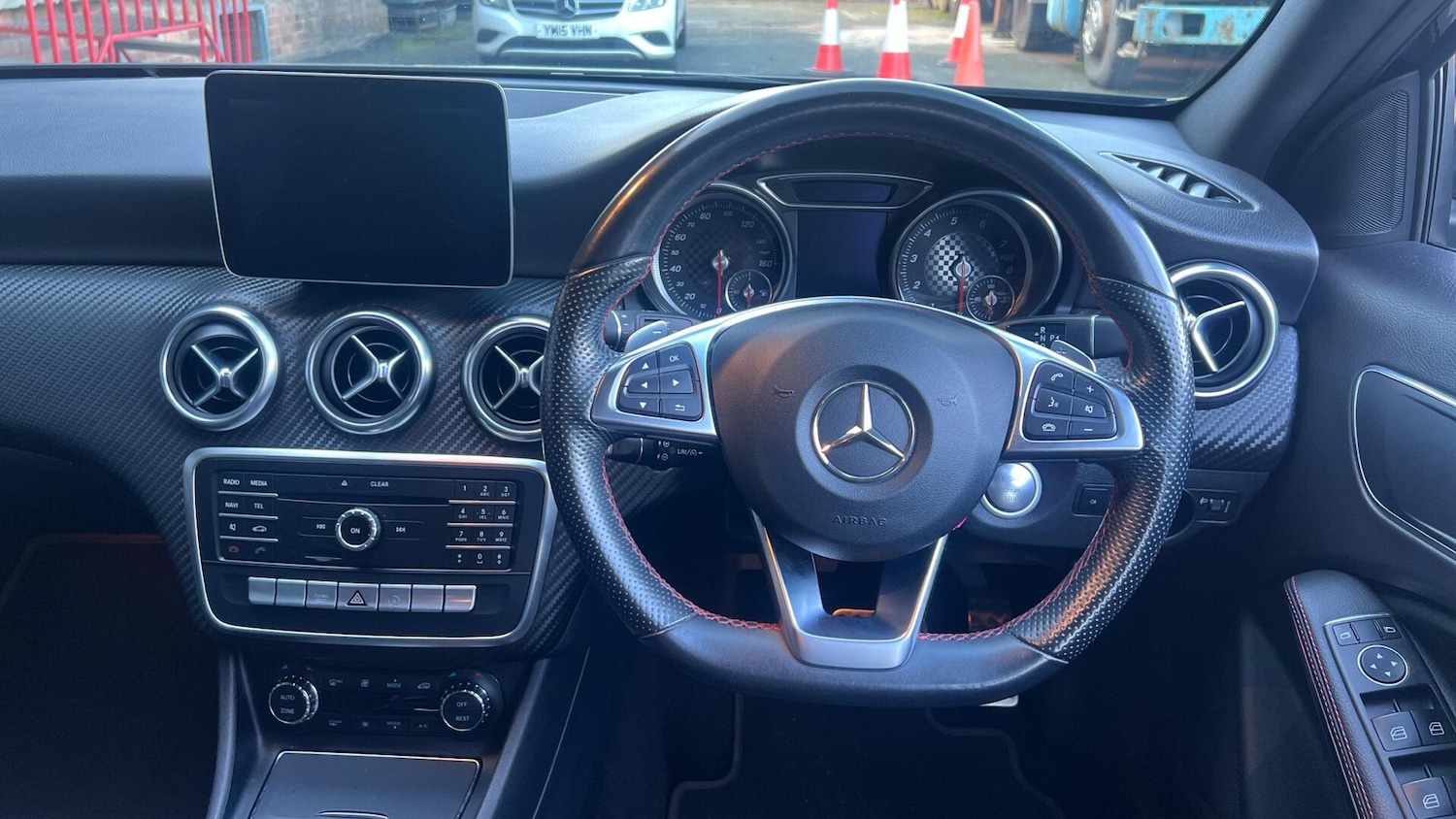 Used Mercedes-Benz A-Class 2017 for sale - 77162924: Photo 5