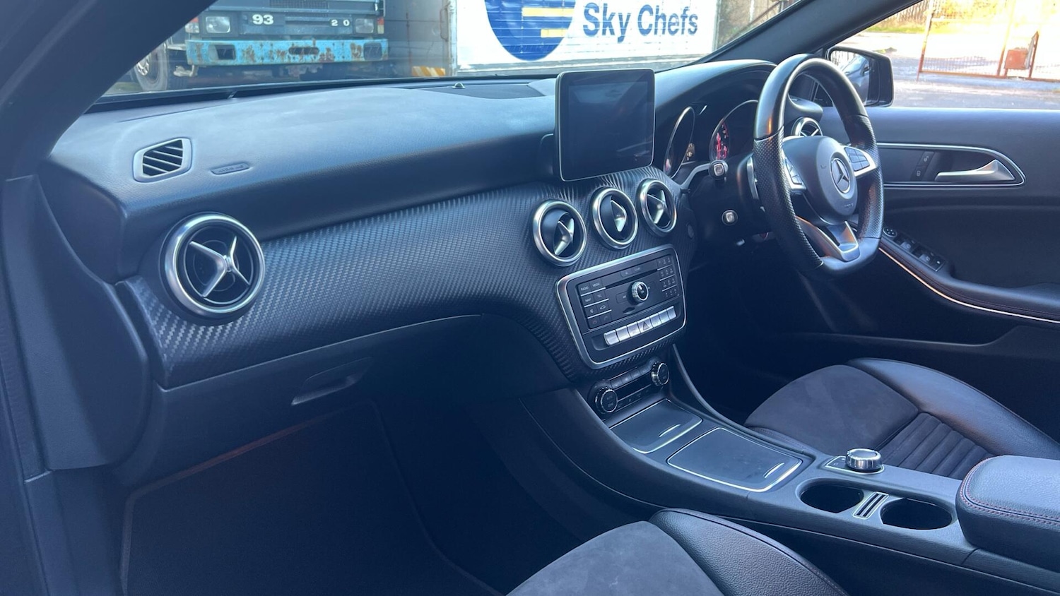 Used Mercedes-Benz A-Class 2017 for sale - 77162924: Photo 7