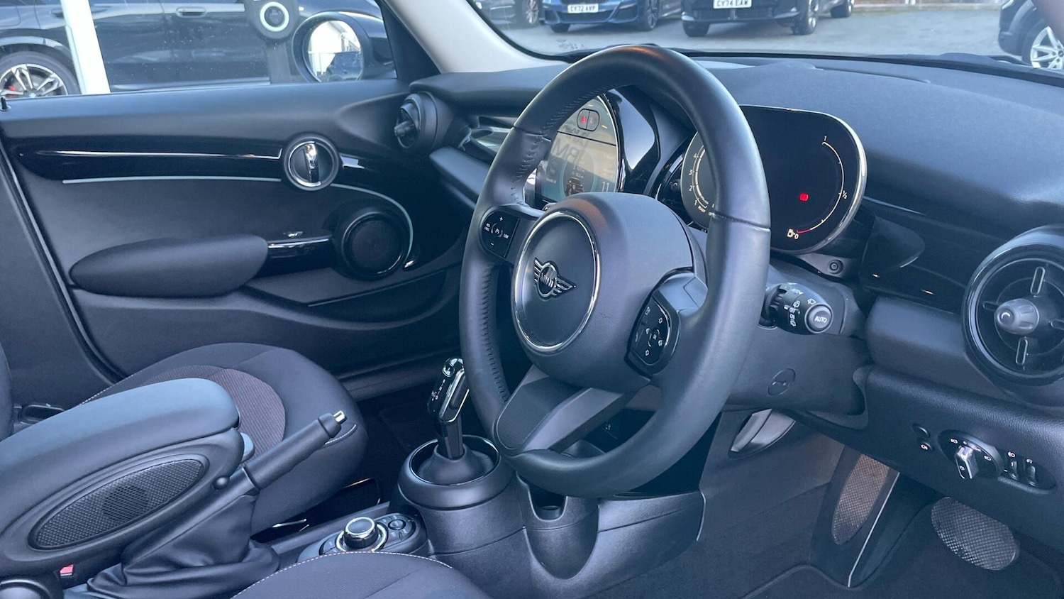 Used MINI Hatch 2023 for sale - 77015557: Photo 6